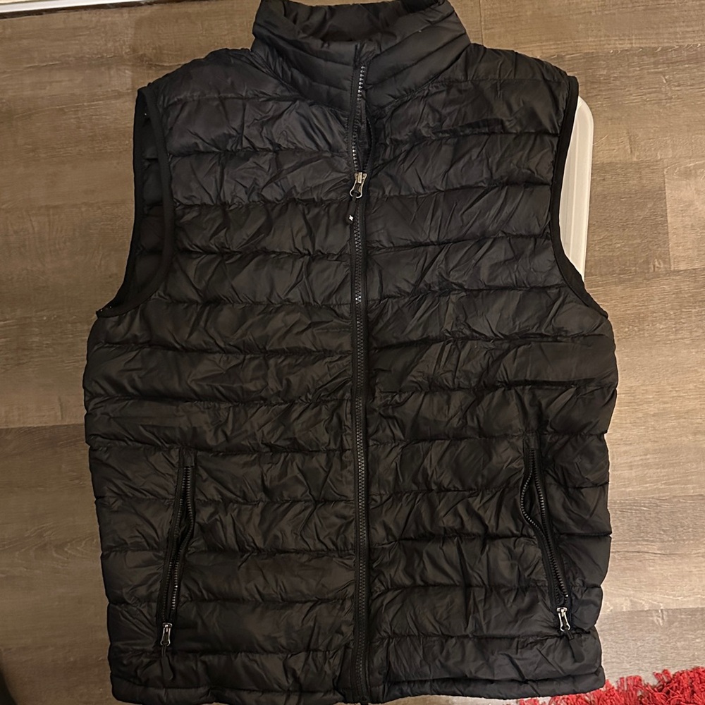 32 Degrees Men's Quilted Black Vest